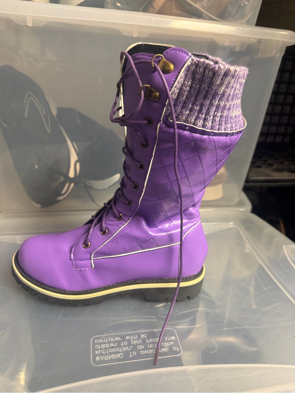 Rosy Women’s Lace Up Quilted Boots Purple PU Leather Size 7.5 M US